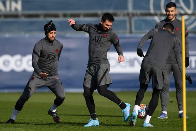 曼城本轮过后最多可能落后利物浦8分 两队下轮直接交手