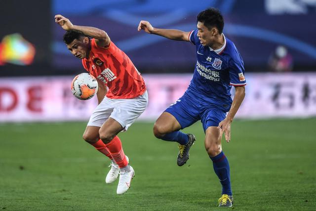 郭昊文20分同曦不敌浙江 余嘉豪16分琼斯29分